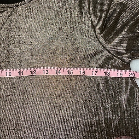 Perfect holiday dress - Picture 5 of 6